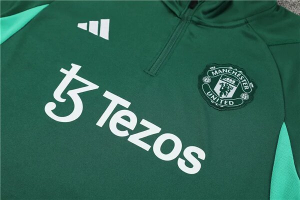 23-24 Manchester United Green Training Suit - Image 2