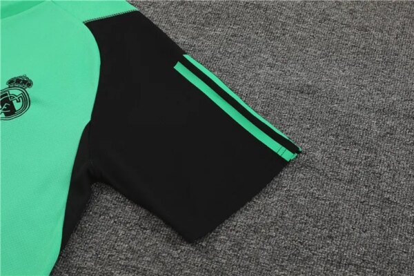 23-24 Real Madrid Green Short Sleeve Training Suit - Image 4