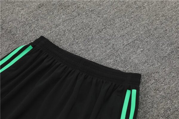 23-24 Real Madrid Green Short Sleeve Training Suit - Image 7