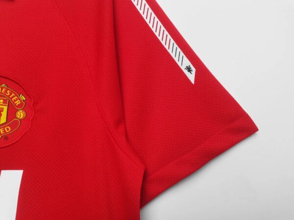 2010-11 Manchester United Home Retro Jersey - Image 5