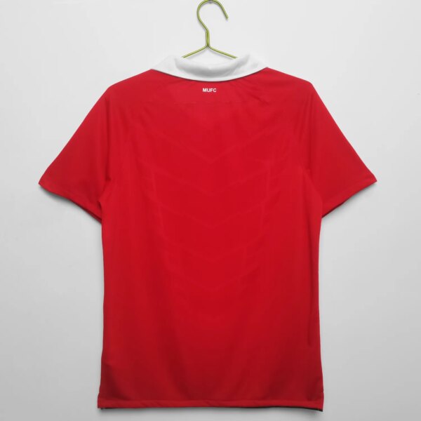 2010-11 Manchester United Home Retro Jersey - Image 7