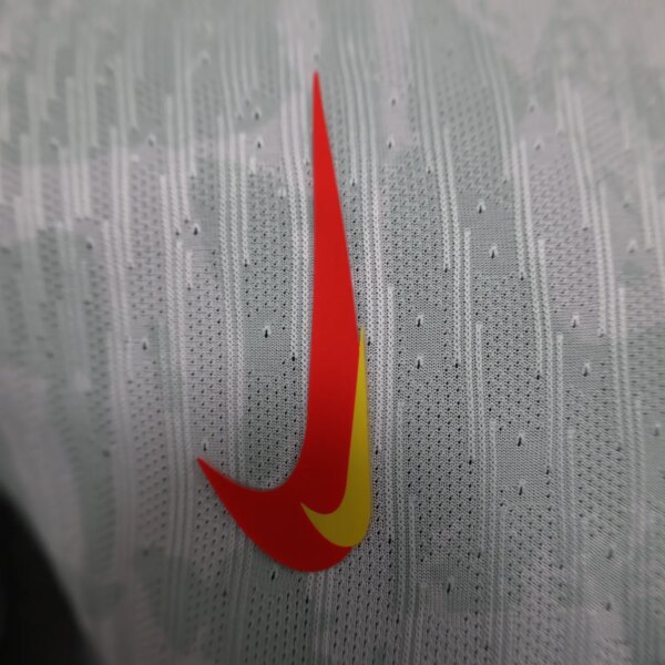 24-25 Liverpool Third Player Jersey - Image 3