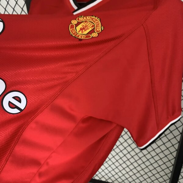 00-01 Manchester United Home Retro Jersey - Image 3