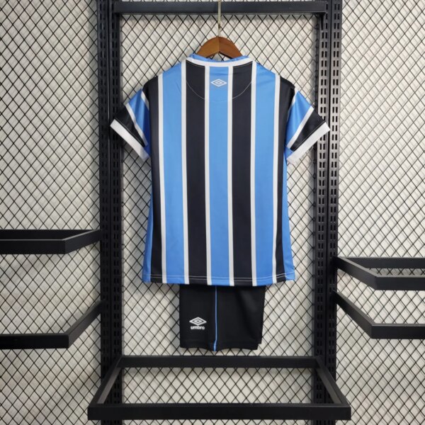 23-24 Gremio Home Kids Kit - Image 2