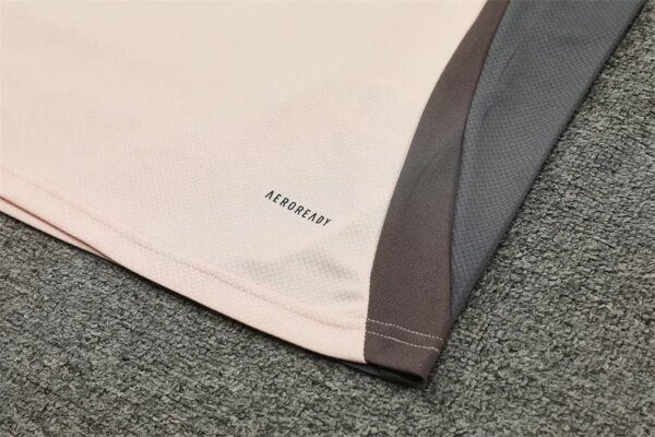 24-25 Real Madrid Short Sleeve Training Suit - Image 5