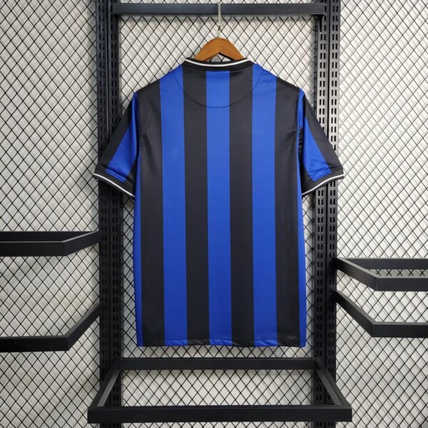 2009-10 Inter Milan Home Retro Jersey - Image 4