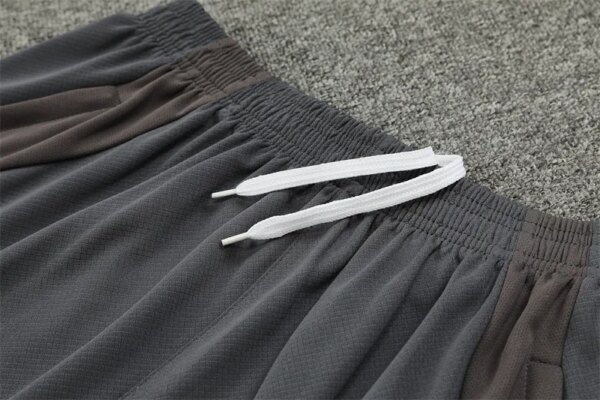 24-25 Real Madrid Short Sleeve Training Suit - Image 11