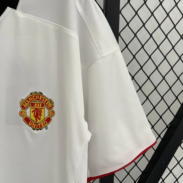 2002-03 Manchester United Away Retro Jersey - Image 2