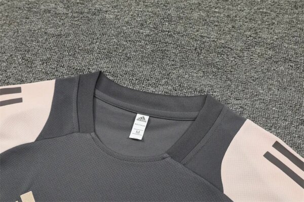 24-25 Real Madrid Short Sleeve Training Suit - Image 2