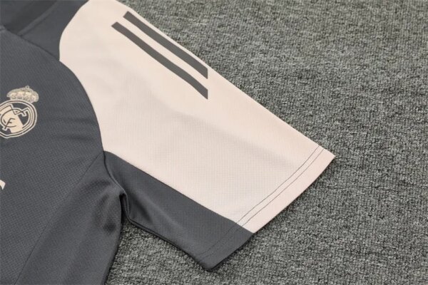 24-25 Real Madrid Short Sleeve Training Suit - Image 4