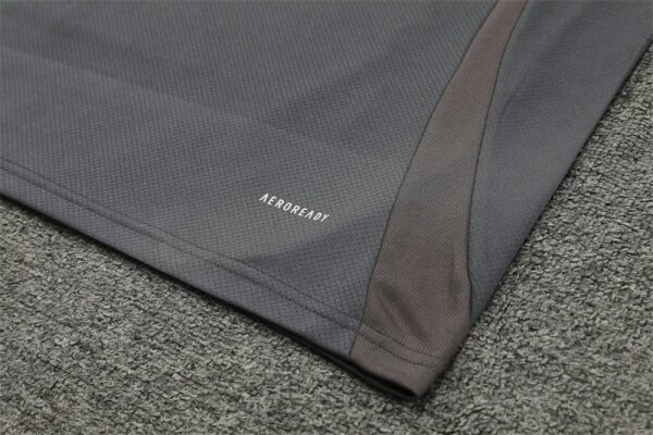 24-25 Real Madrid Short Sleeve Training Suit - Image 5