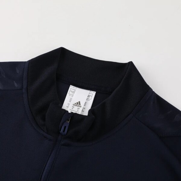 23-24 Manchester United Training Suit - Image 16
