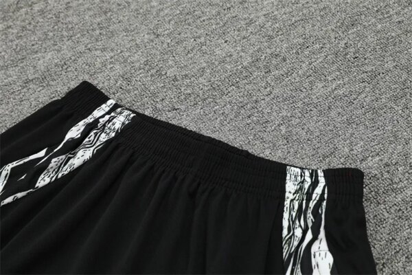 24-25 Arsenal Black Short Sleeve Training Suit - Image 8