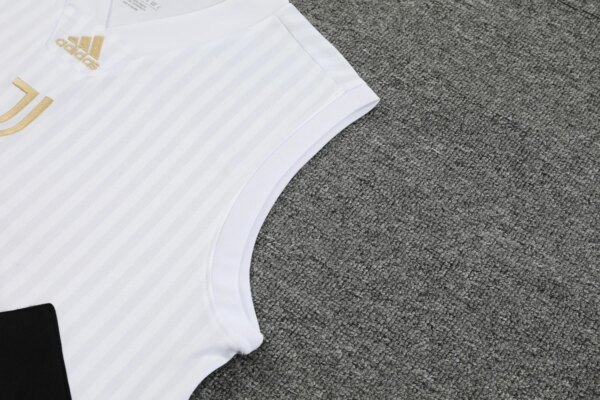 23-24 Juventus Training Vest Suit - Image 10
