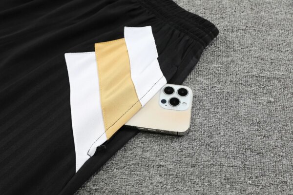 23-24 Juventus Training Vest Suit - Image 15