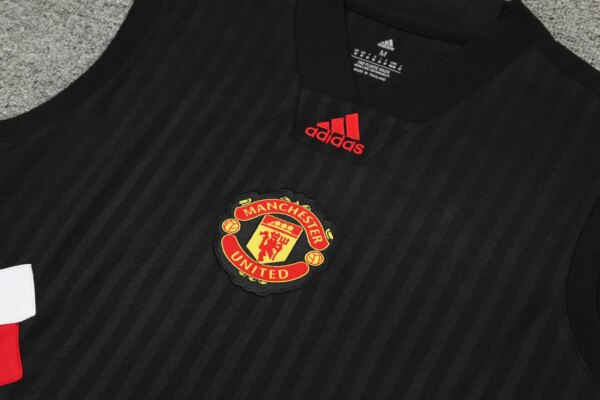 23-24 Manchester United Training Vest Suit - Image 13