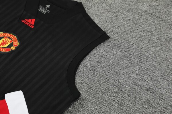 23-24 Manchester United Training Vest Suit - Image 14