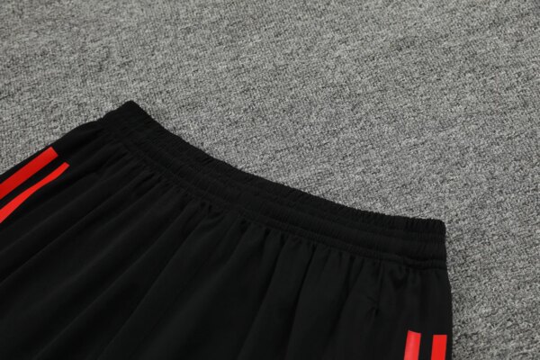 23-24 Manchester United Training Vest Suit - Image 11