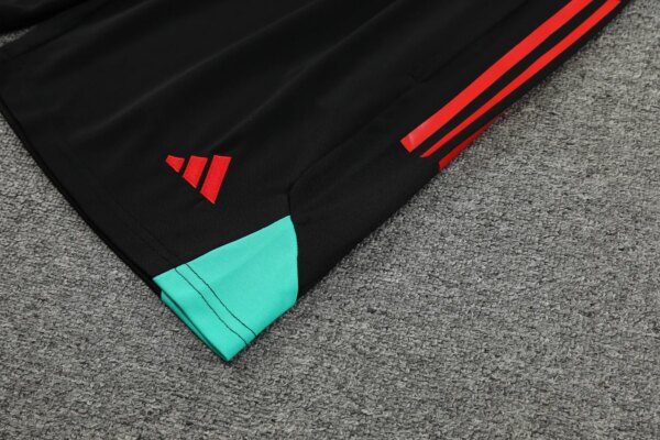 23-24 Manchester United Training Vest Suit - Image 13