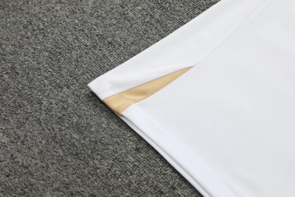 23-24 Chelsea Training Vest Suit - Image 9
