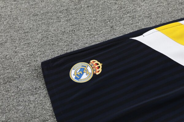 23-24 Real Madrid Training Vest Suit - Image 13