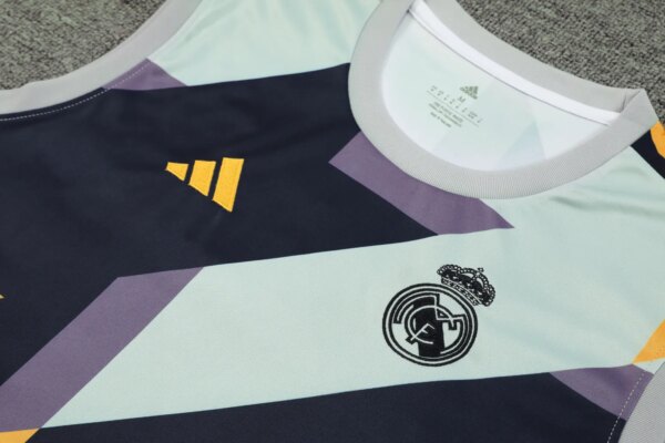 23-24 Real Madrid Training Vest Suit - Image 9