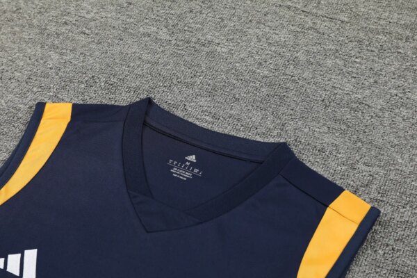 23-24 Real Madrid Training Vest Suit - Image 8