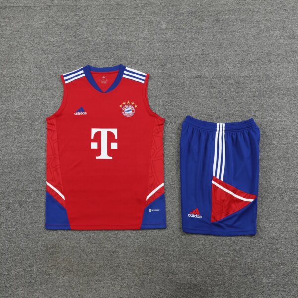 23-24 Bayern Munich Training Vest Suit - Image 12