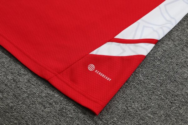 23-24 Bayern Munich Training Vest Suit - Image 11