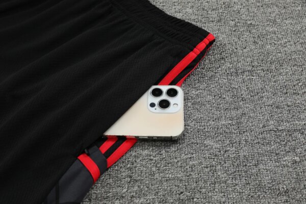 23-24 Bayern Munich Training Vest Suit - Image 15