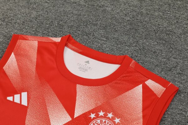 23-24 Bayern Munich Training Vest Suit - Image 6