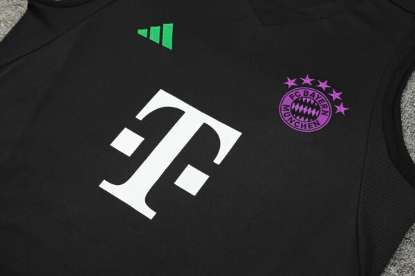 23-24 Bayern Munich Training Vest Suit - Image 7