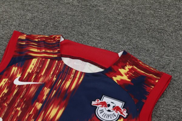 23-24 RB Leipzig Training Vest Suit - Image 8