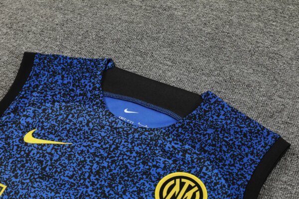 23-24 Inter Milan Training Vest Suit - Image 8