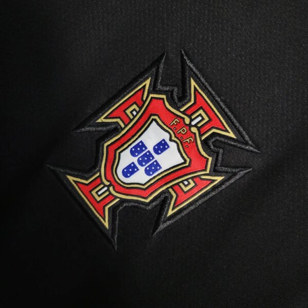 2006 Portugal Away Retro Jersey - Image 2