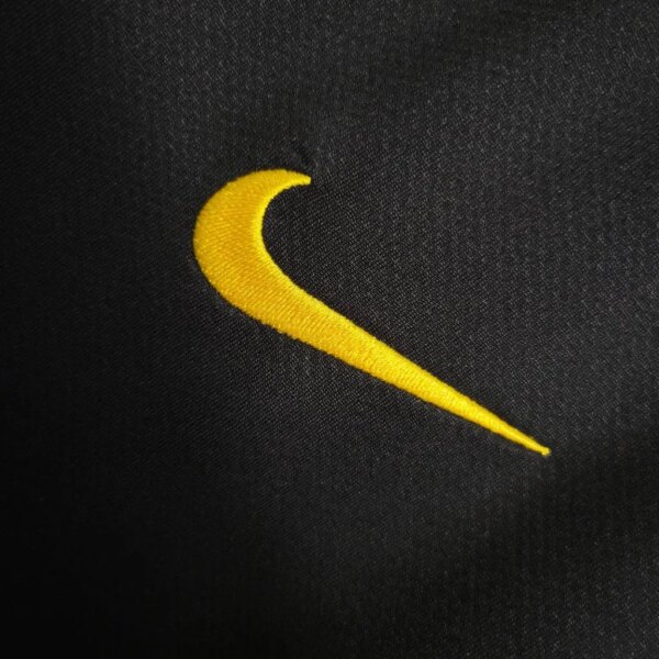 2006 Portugal Away Retro Jersey - Image 3