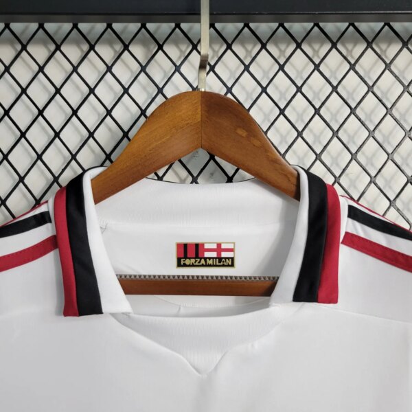 09-10 AC Milan Away Retro Jersey - Image 4