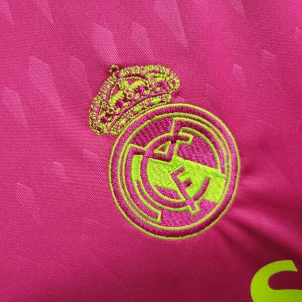 23-24 Real Madrid Goalkeeper Fans Jersey - Image 5