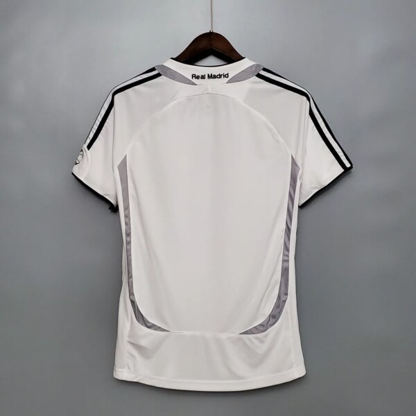 06-07 Real Madrid Home Retro Jersey - Image 3