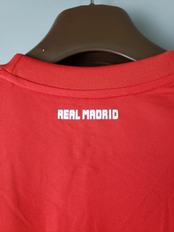 2012 Real Madrid Red Long Sleeve Retro Jersey - Image 2