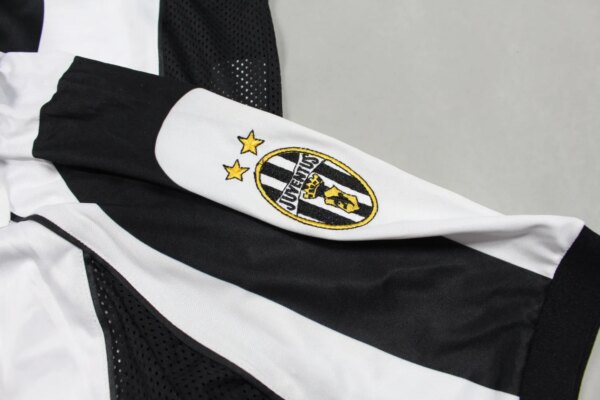 97-98 Juventus Home Retro Jersey - Image 2