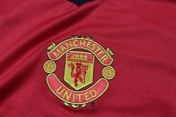 2005 Manchester United Red Retro Long Jersey - Image 2