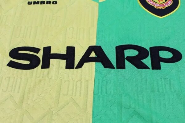 1992-93 Manchester United Away Retro Jersey - Image 3