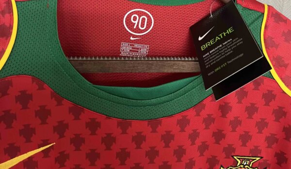2004 Portugal Home Retro Jersey - Image 2