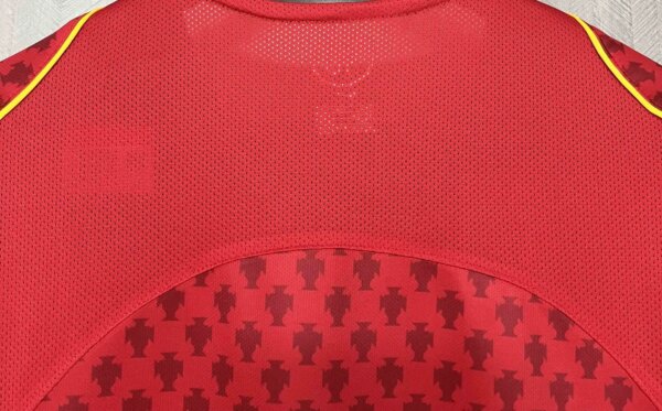 2004 Portugal Home Retro Jersey - Image 4
