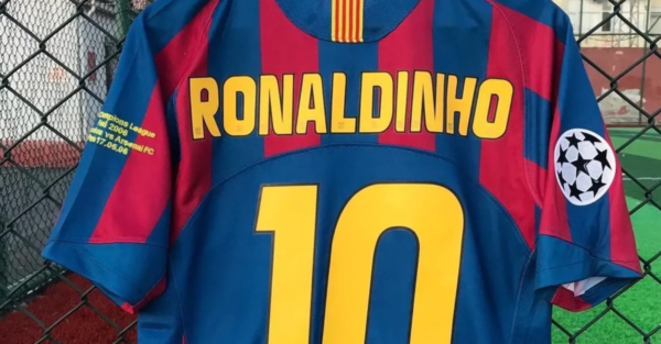 2006 Barcelona UEFA Champions League Home Retro Jersey - Image 5