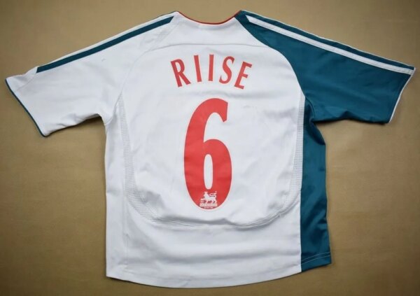 06-07 Liverpool Away Long Sleeve Retro Jersey - Image 3
