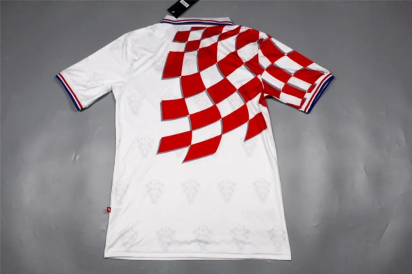 1998 World Cup Croatia Home Retro Jersey - Image 4