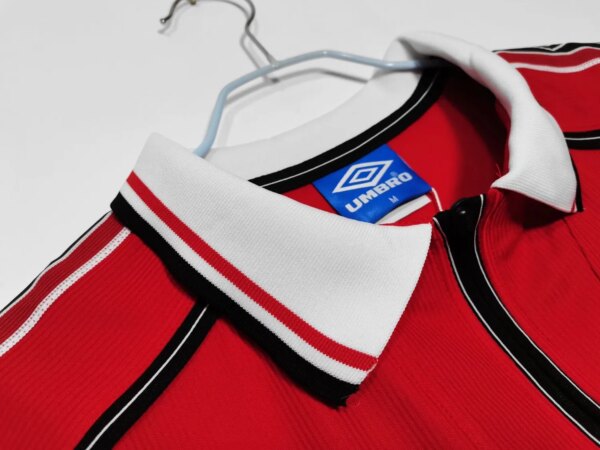 98-99 Manchester United Home Retro Jersey - Image 5