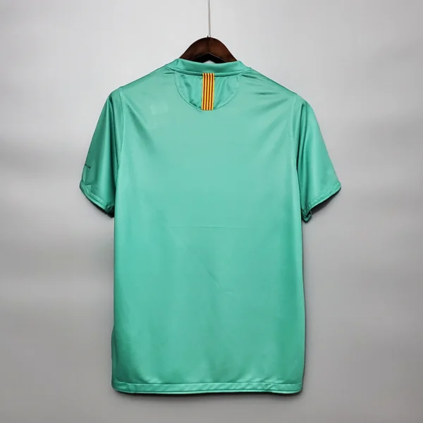 Barcelona 10/11 Away - Image 2
